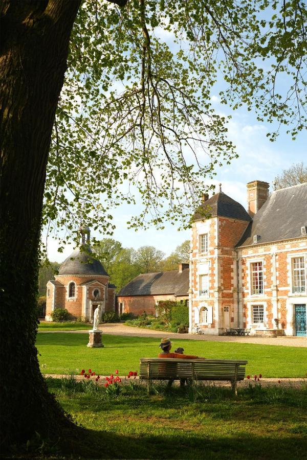Le Chateau De Bonnemare - Bed And Breakfast Radepont Esterno foto
