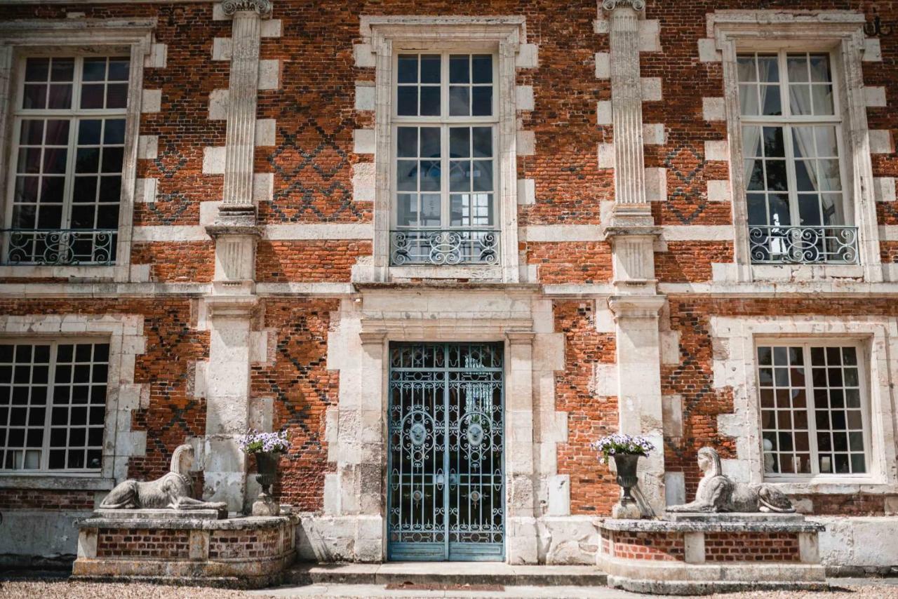 Le Chateau De Bonnemare - Bed And Breakfast Radepont Esterno foto